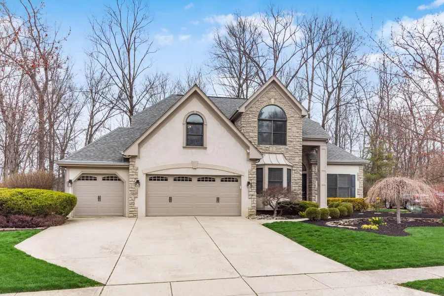 846 Aylesbury Drive, Columbus, OH 43230 - #3