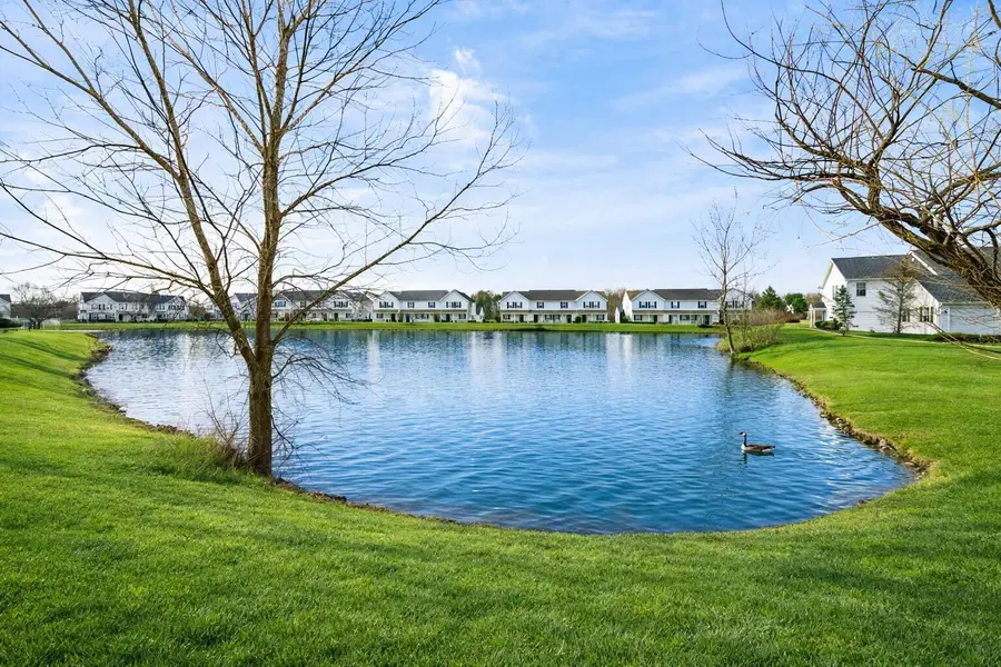 622 Lakeview Drive S, Grove City, OH 43123 - #2