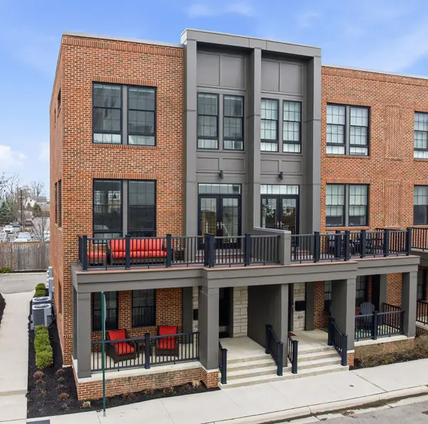 2486 Westmont Boulevard, Upper Arlington, OH 43221