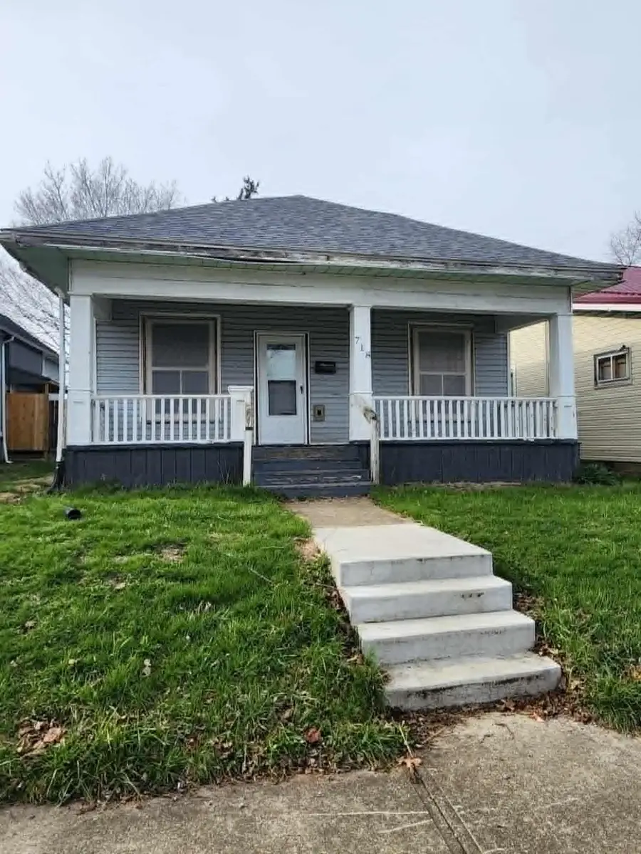 718 E Temple Street, Washington Court House, OH 43160 - #2