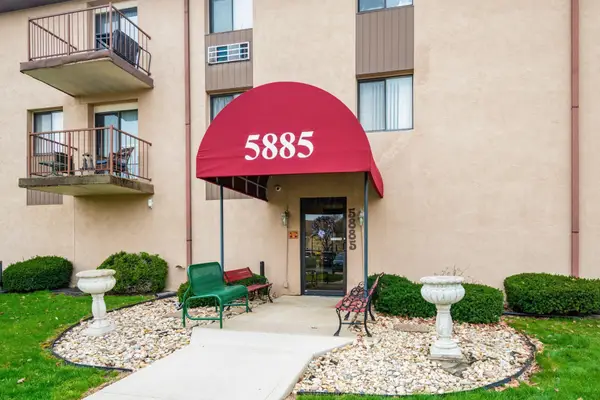 5885 Beechcroft Road, Columbus, OH 43229