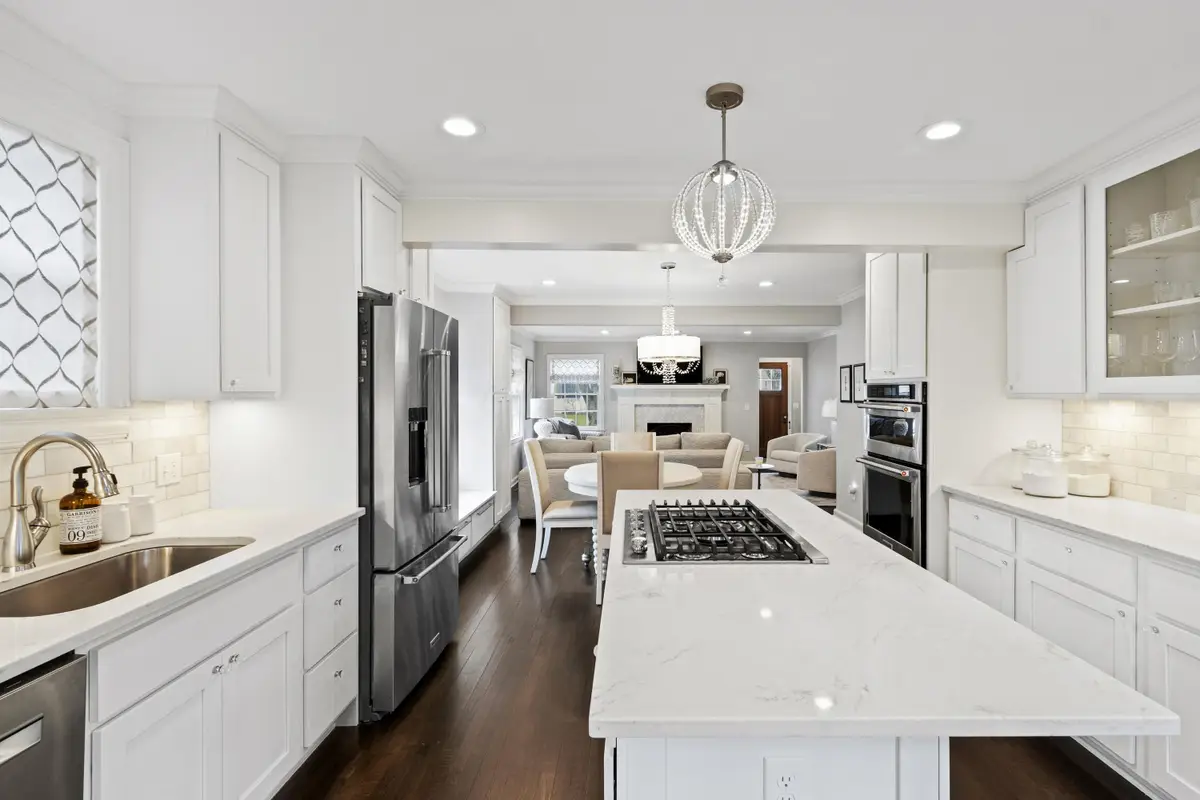 109 W Schreyer Place, Columbus, OH 43214 - #1