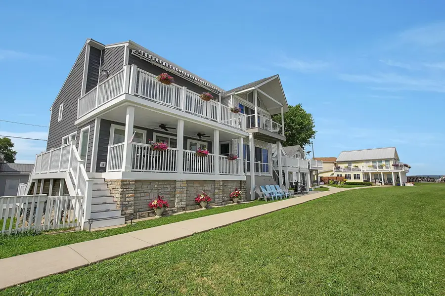 48 Rosebraugh Circle E, Buckeye Lake, OH 43008 - #2