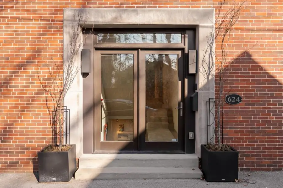 624 Jaeger Street, Columbus, OH 43206 - #2