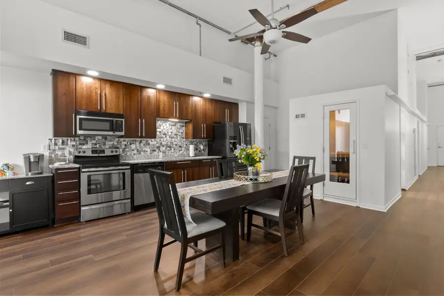 78 E Chestnut Street, Columbus, OH 43215 - #2