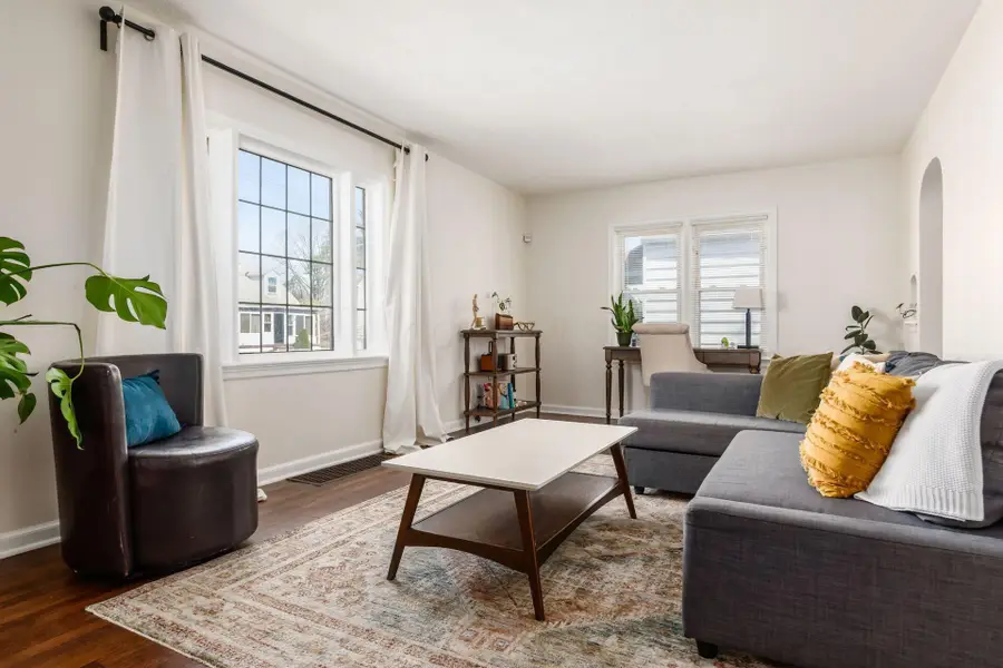 1257 Loretta Avenue, Columbus, OH 43211 - #2