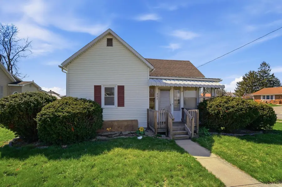 209 S East Street, New Holland, OH 43145 - #2