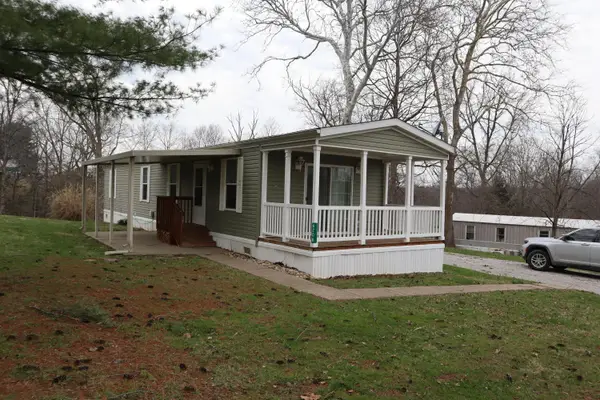 620 State Route 132, Clarksville, OH 45113