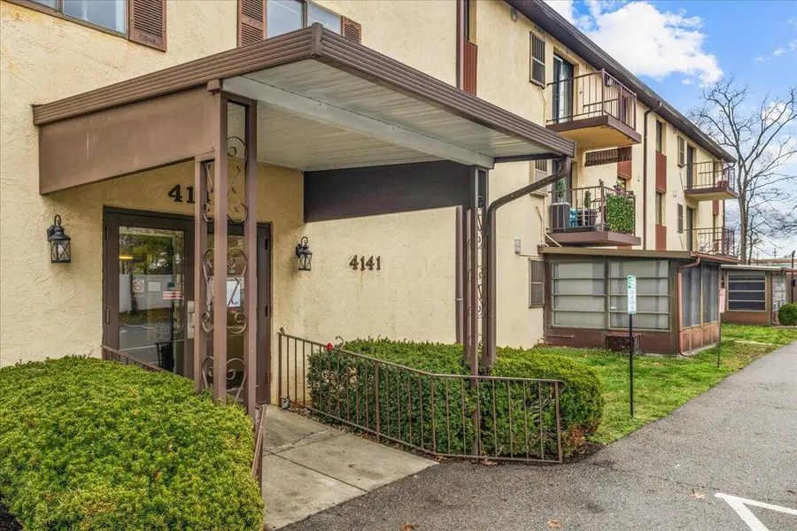 4141 Karl Road, Columbus, OH 43224 - #2