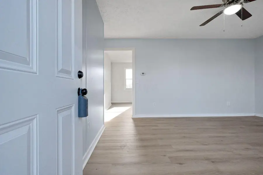 180 Jefferson Avenue, Ashville, OH 43103 - #3