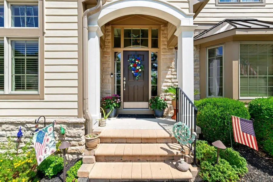 665 Matthews Brook Lane, Powell, OH 43065 - #3