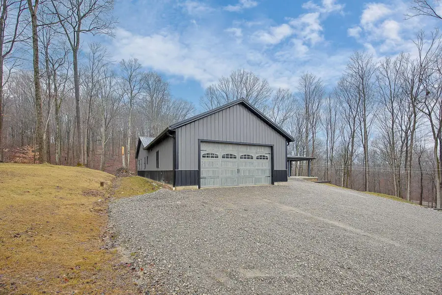 10867 Township Road 56 Ne, Mount Perry, OH 43760 - #3