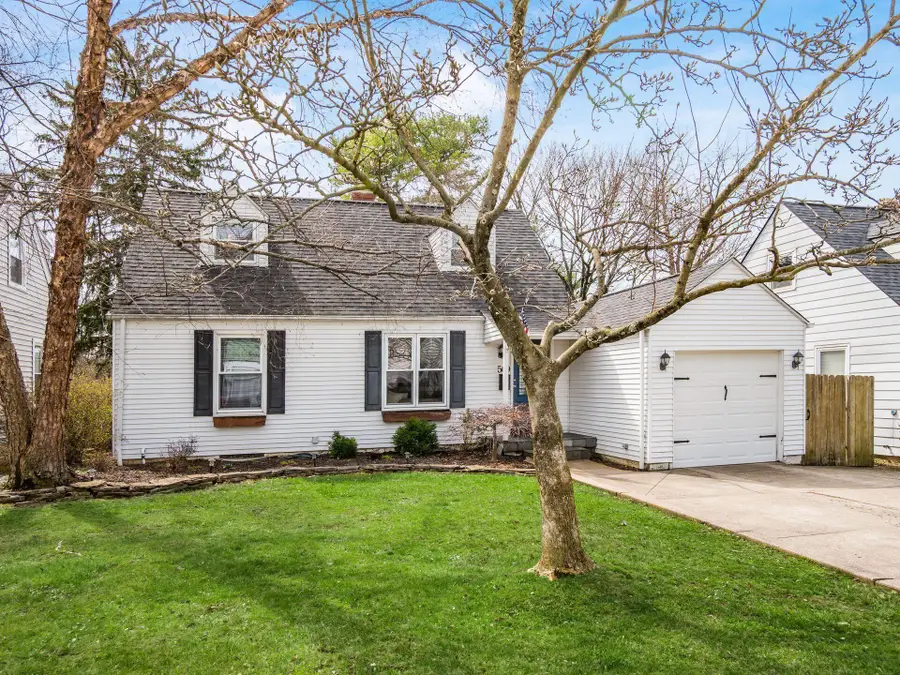 569 Loveman Avenue, Worthington, OH 43085 - #3