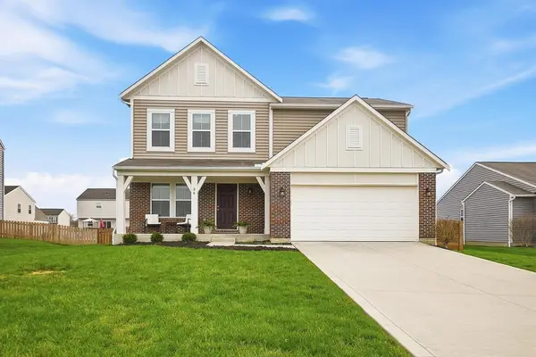 26 Burroughs Drive, Ashville, OH 43103