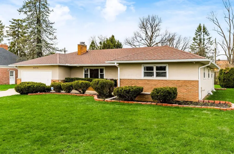 2740 Berwick Boulevard, Columbus, OH 43209 - #3