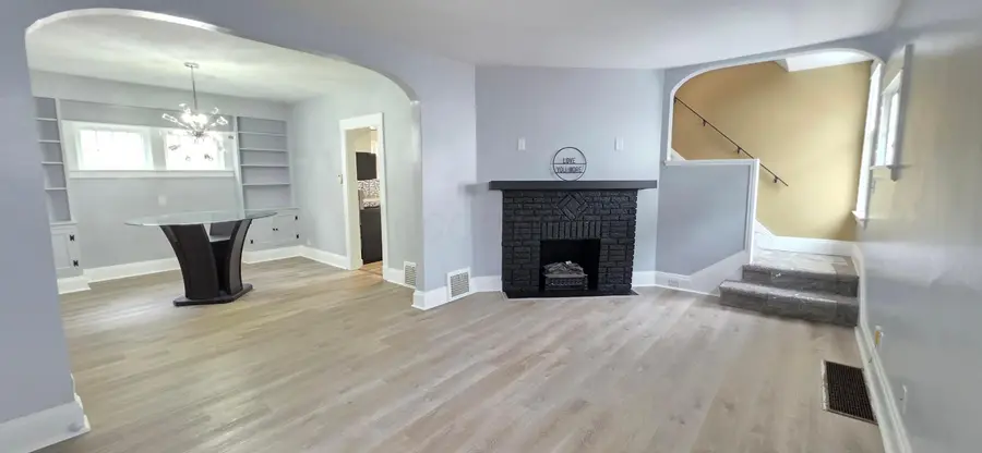 3421 W 99th Street, Cleveland, OH 44102 - #3