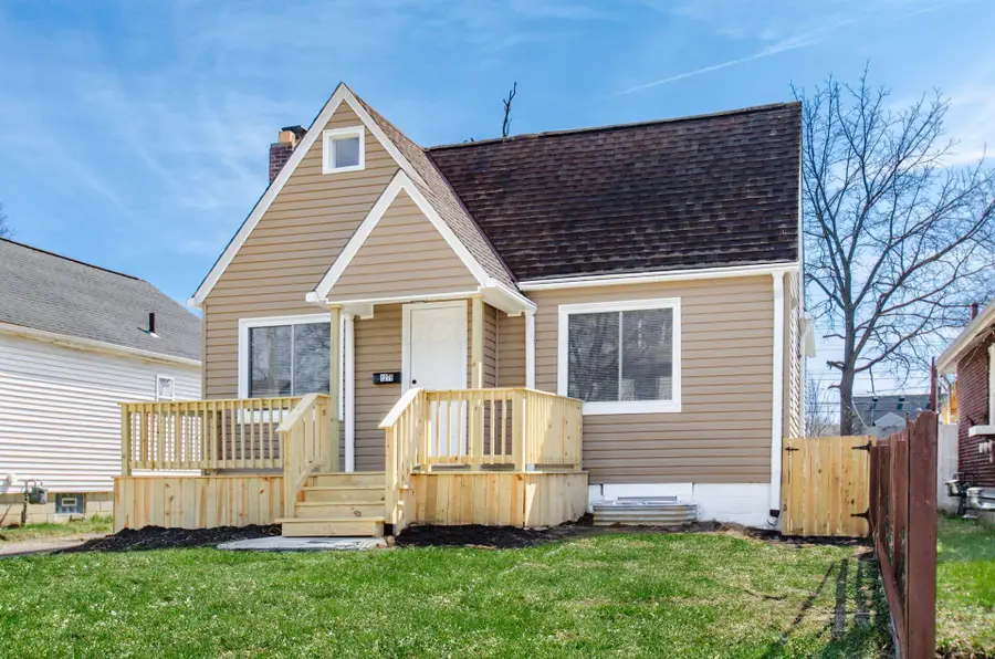 1279 Loretta Avenue, Columbus, OH 43211 - #3