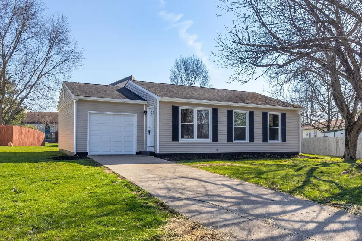 112 N Creekview Court, Baltimore, OH 43105 - #1