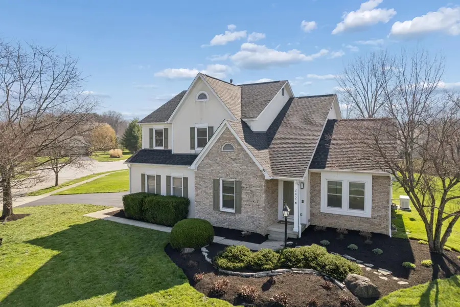 242 Farm Creek Drive, Columbus, OH 43230 - #2