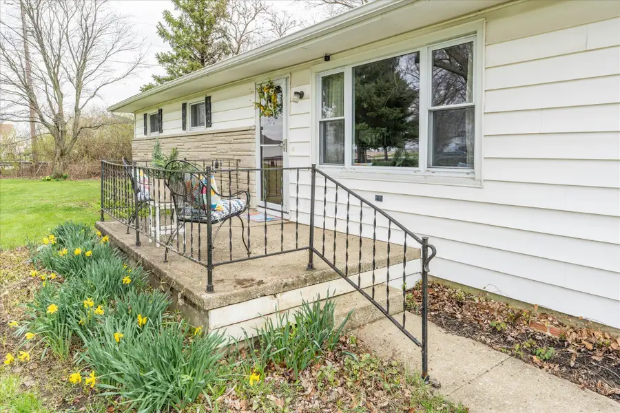 392 Hickory Lane, Washington Court House, OH 43160 - #2