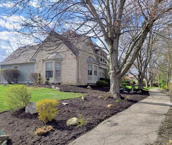 8610 Craigston Court, Dublin, OH 43017