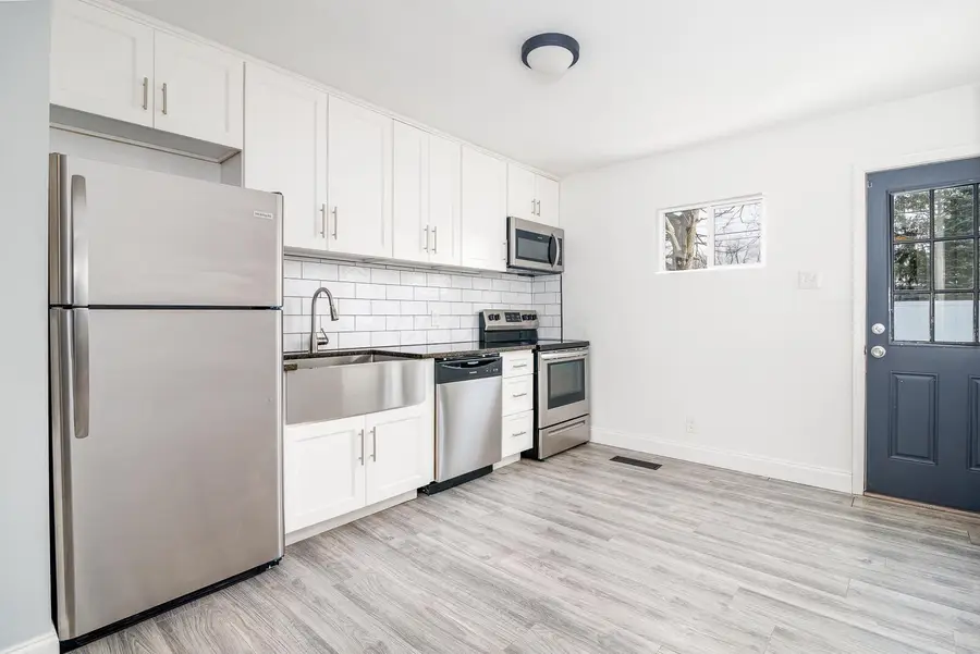 464 Yarmouth Lane, Columbus, OH 43228 - #3