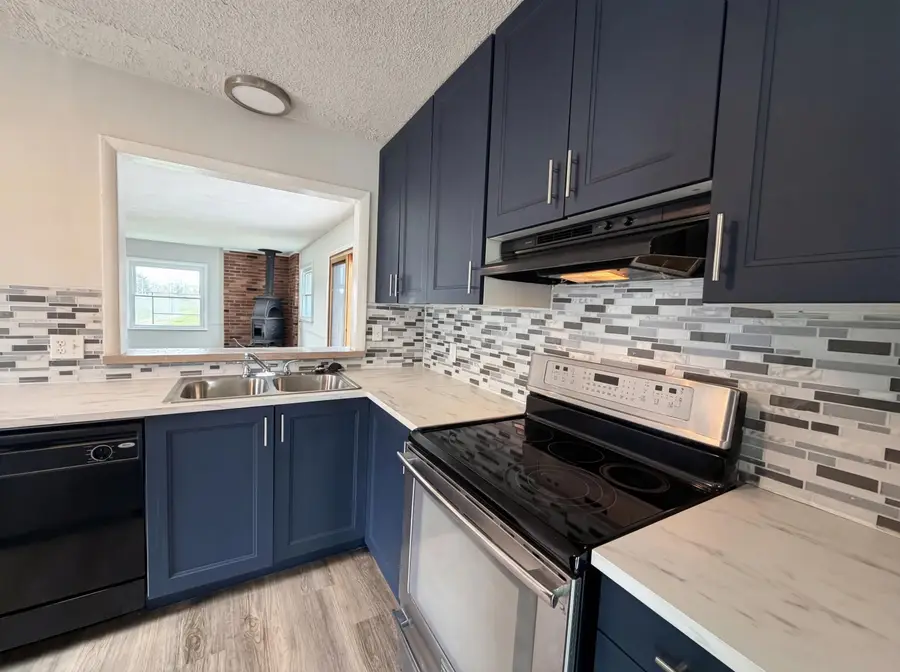 413 Sherwood Drive W, Newark, OH 43055 - #2