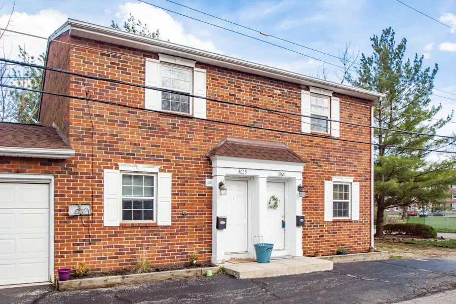 3027 Sunset Drive, Columbus, OH 43202 - #2