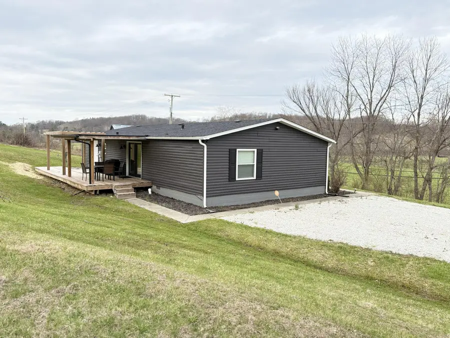 12160 Maysville Williams Road, Logan, OH 43138 - #3