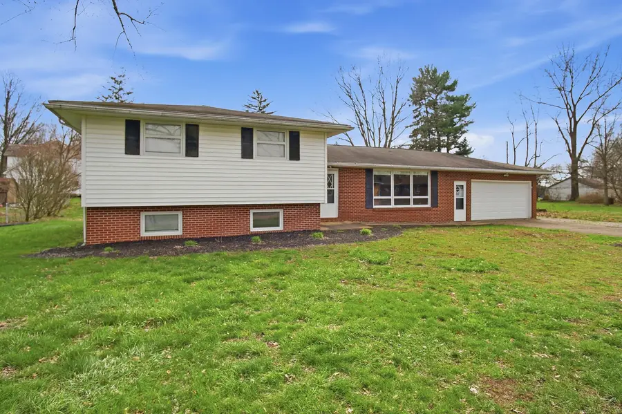 12360 2nd Avenue, Trinway, OH 43842 - #2