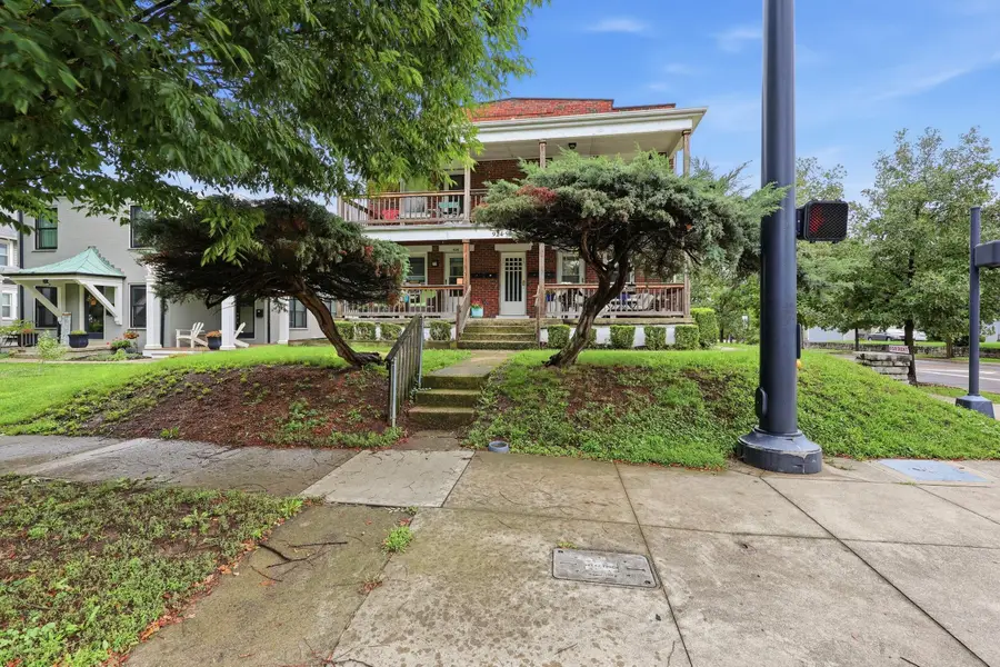 922 Northwest Boulevard, Grandview Heights, OH 43212 - #2