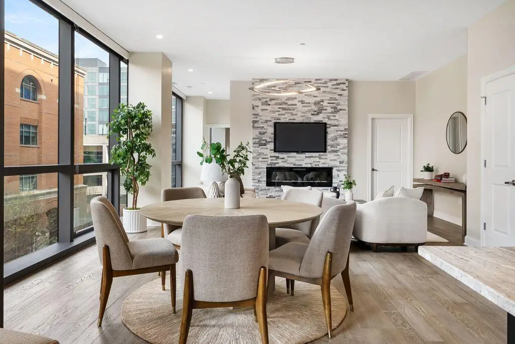 250 W Spring Street, Columbus, OH 43215 - #1