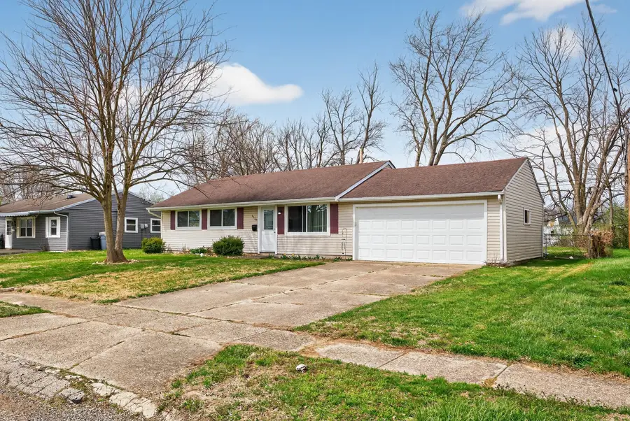 1118 Chalet Avenue, New Carlisle, OH 45344 - #2