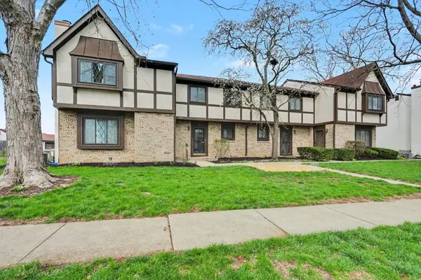 1914 Laramie Drive, Powell, OH 43065