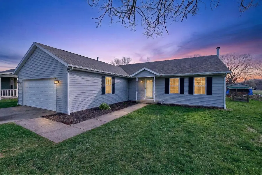 125 Lincoln Place, North Lewisburg, OH 43060 - #2