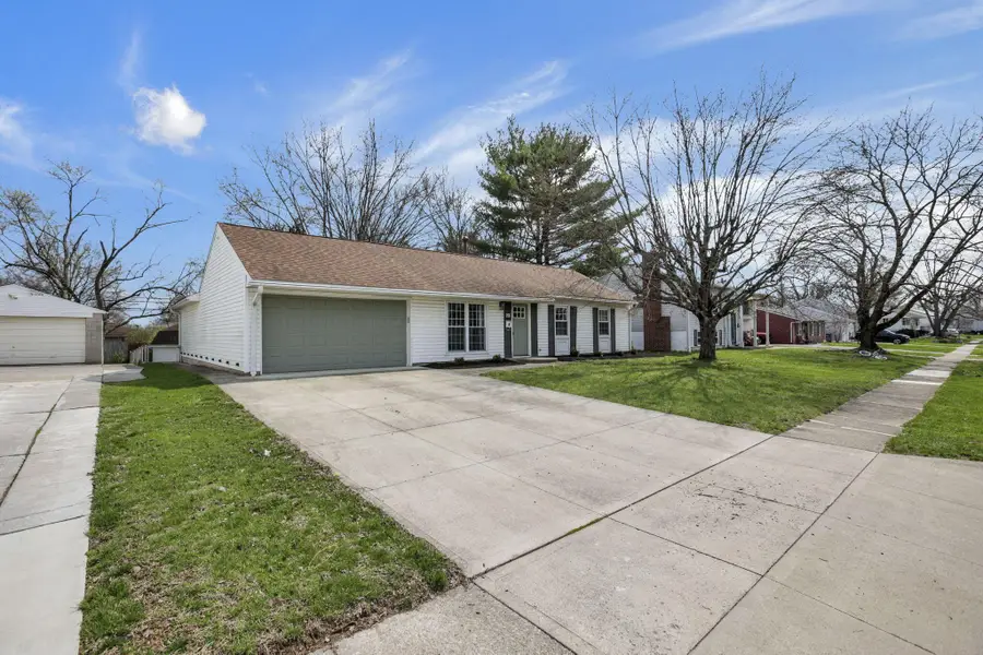 396 Lincolnshire Road, Columbus, OH 43230 - #2