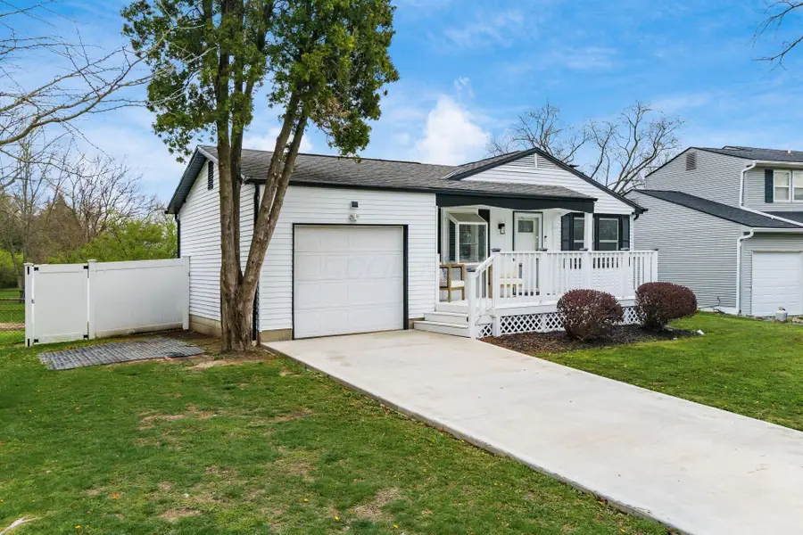 2562 Red Rock Boulevard, Grove City, OH 43123 - #3