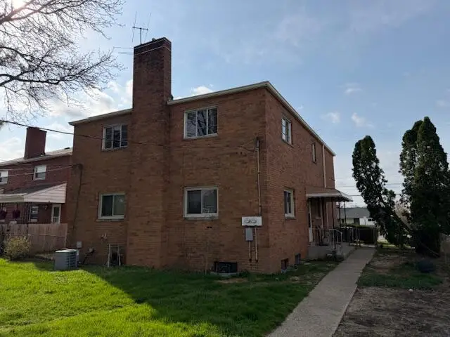 3160 Sullivant Avenue, Columbus, OH 43204 - #2