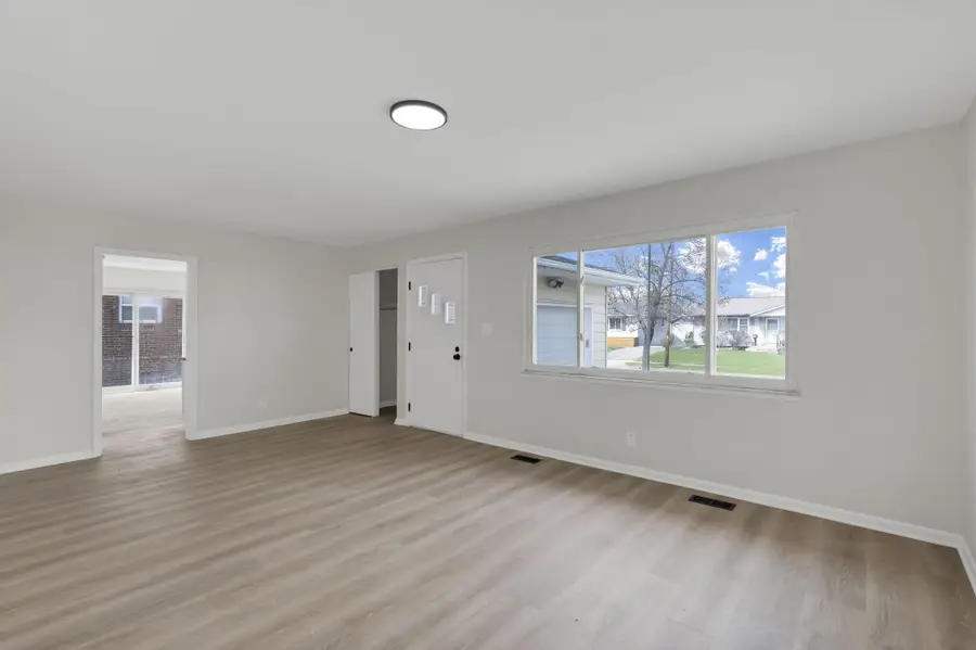 2605 Spaatz Avenue, Columbus, OH 43204 - #2