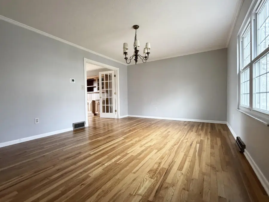 647 Mohican Way, Westerville, OH 43081 - #3