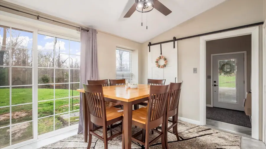 10021 W Triadelphia Road Nw, Crooksville, OH 43731 - #3