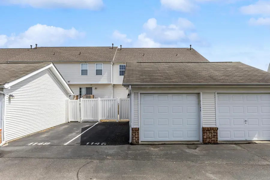 1146 Kinneton, Columbus, OH 43228 - #3