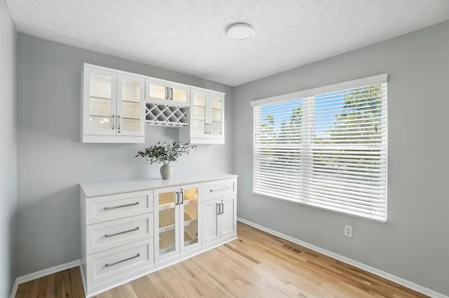 6001 Canyon Creek Drive, Dublin, OH 43016 - #3