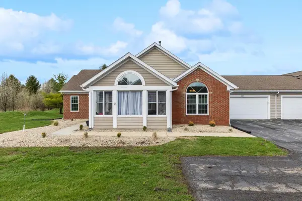 674 Hampton Woods Drive, Marion, OH 43302