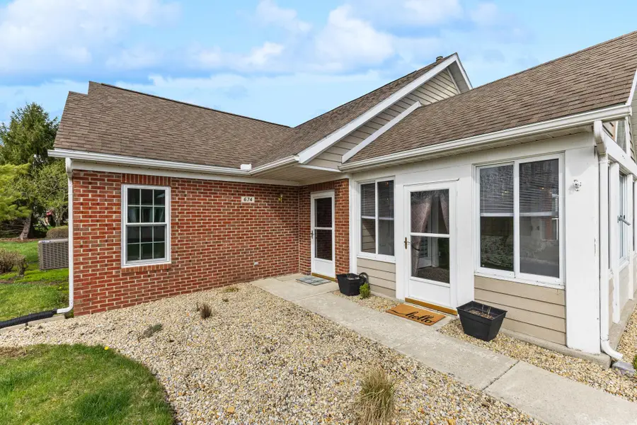 674 Hampton Woods Drive, Marion, OH 43302 - #2