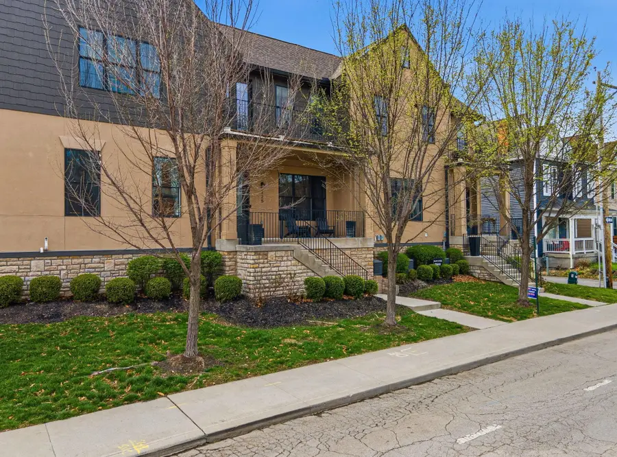 225 S Ohio Avenue, Columbus, OH 43205 - #2