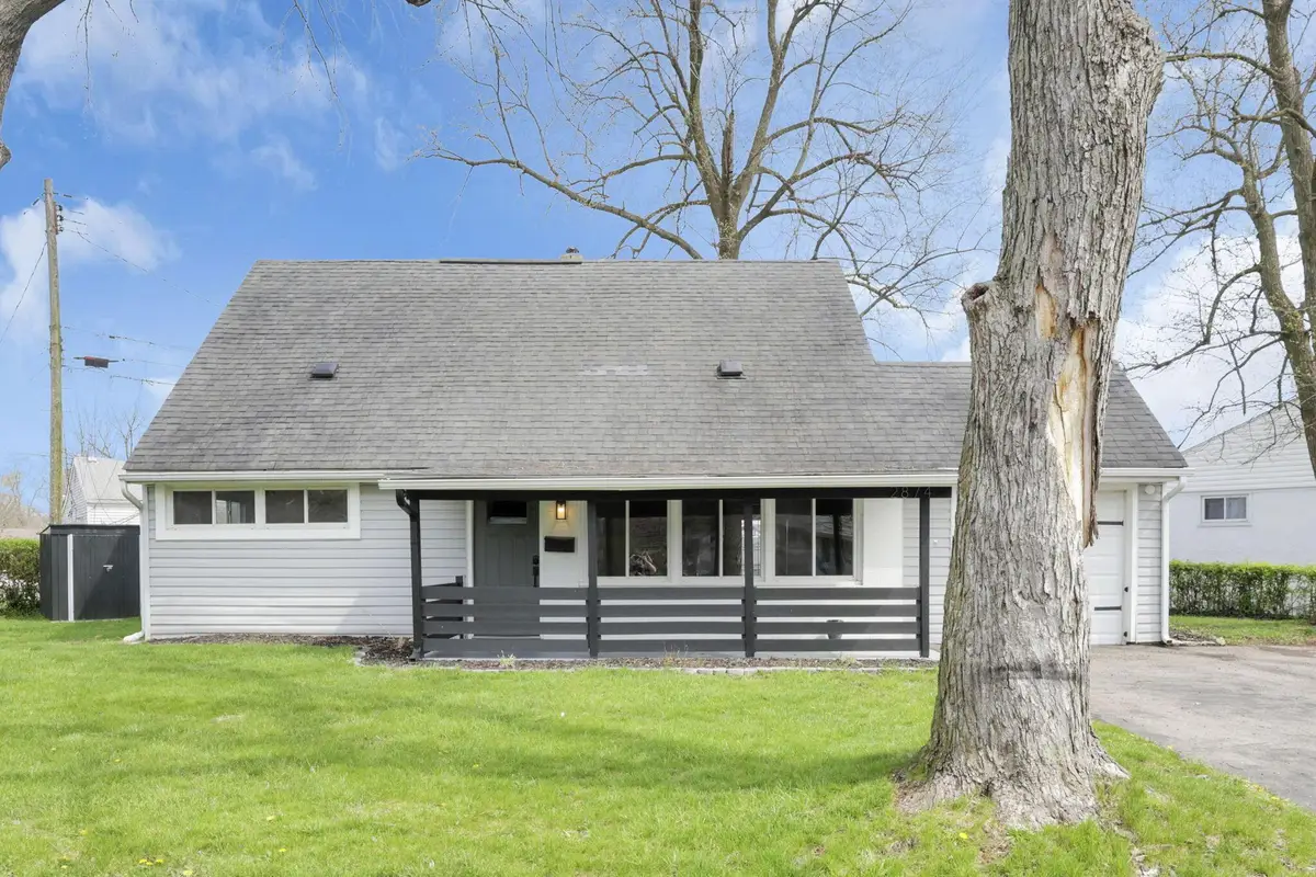 2874 Brookpark Circle W, Grove City, OH 43123 - #1