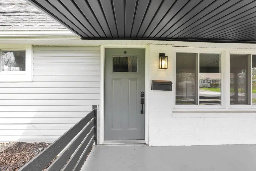 2874 Brookpark Circle W, Grove City, OH 43123 - #2