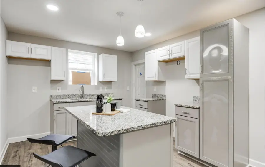 203 N Wheatland Avenue, Columbus, OH 43204 - #3