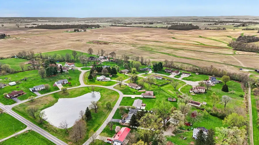 23624 Parker Court, Circleville, OH 43113 - #3